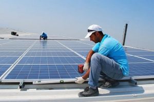 Artık T&uuml;rkiye'de elektriğin y&uuml;zde 5'i g&uuml;neşten karşılanacak