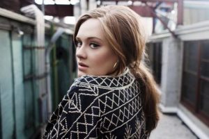 Adele yeni alb&uuml;m&uuml;n&uuml; Spotify'da yayınlamayacak