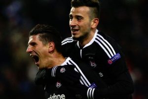 Beşiktaş zirvede kalmak istiyor