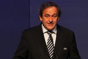Platini: "FIFA itibarını kaybetti.."
