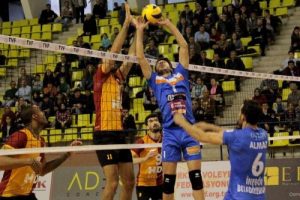 İneg&ouml;lspor, Galatasaray'ı rahat ge&ccedil;ti