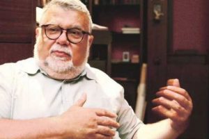 &Uuml;nl&uuml; profes&ouml;rden şok s&ouml;zler! : 'Dışkı yedirmek işkence değil'
