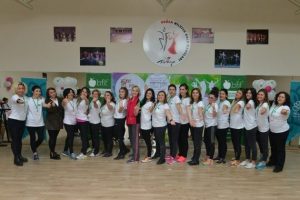 B-fit 10. yaşını &ccedil;ocuklar ve kadınlarla kutladı