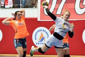 Muratpaşa EHF'de rakibini bekliyor