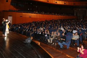 Bursa'yı 'G&ouml;lge Oyunu' heyecanı sardı