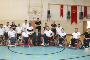 Beşiktaş farklı galibiyetin sevincini yaşadı