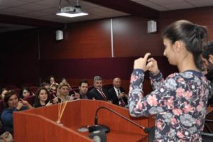 Eskişehir'de sağlık &ccedil;alışanlarına işaret dili eğitimi