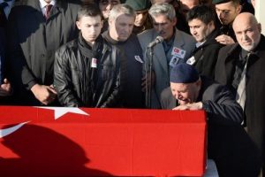 Şehit olan komiser yardımcısı son yolculuğuna uğurlandı