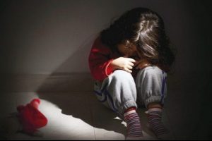 Pedofili &ccedil;ocuk doktoru 21 &ccedil;ocuğa cinsel istismarda bulunduğunu itiraf etti