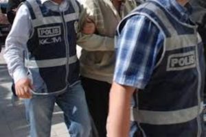 Mersin'de ter&ouml;r operasyonu: 9 kişi g&ouml;zaltında