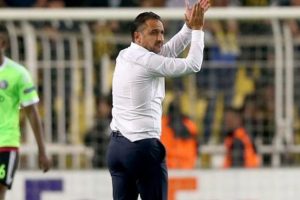Fenerbah&ccedil;eli futbolculara s&uuml;rpriz destek!
