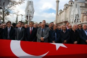 İşadamı Murat Bayrak son yolculuğuna uğurlandı