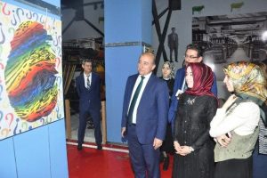 Bursa'da &Ouml;ğretmenler G&uuml;n&uuml; resim sergisi