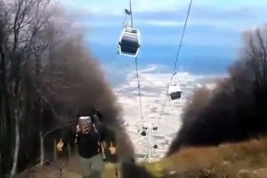 Lodos, Bursa'da teleferiği b&ouml;yle salladı