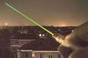 Lazer pilotun retinasını yaktı!