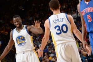 Warriors, NBA tarihine ge&ccedil;ti