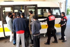 Bodrum'da 23 ka&ccedil;ak yakalandı!