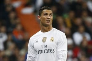 Cristiano Ronaldo'ya dudak u&ccedil;uklatan teklif