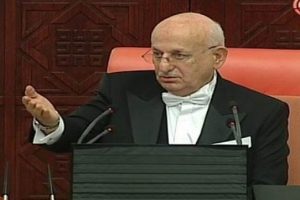Meclis'in ilk oturumu tartışmalarla yapıldı