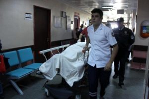 Alacak kavgasında kan aktı: 1 &ouml;l&uuml;, 3 yaralı