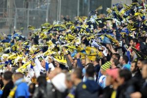 Fenerbah&ccedil;e taraftarı kafes i&ccedil;ine alınacak!