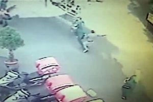 Gasp&ccedil;ılara meydan dayağı kamerada