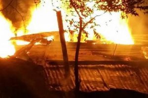 Bursa'da tinerciler tarihi evleri k&uuml;l etti