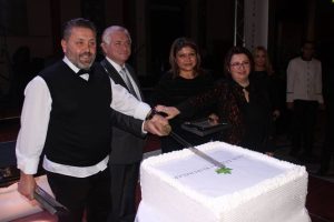 &Ouml;zel &Ccedil;akır Okulları &Ouml;ğretmenler g&uuml;n&uuml;'n&uuml; coşku i&ccedil;inde kutladı...