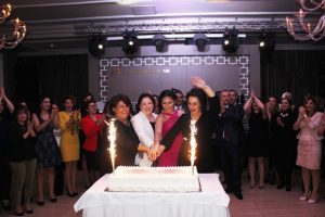 Altınşehir Koleji'nden &Ouml;ğretmenlere 'ALTIN' kutlama