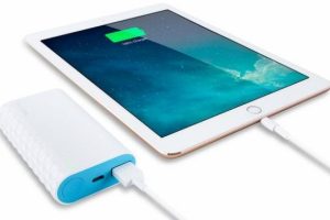 TP-Link'ten s&uuml;per akıllı şarj cihazı: TL-PB5200
