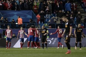 Galatasaray d&ouml;k&uuml;l&uuml;yor