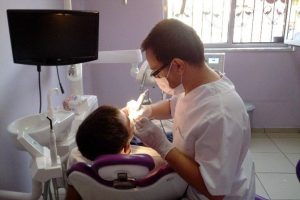 Diş gıcırdatması bir&ccedil;ok kişide g&ouml;r&uuml;l&uuml;yor