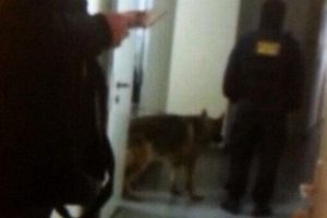 Rusya'da yurda baskın yapıp T&uuml;rk &ouml;ğrencileri g&ouml;zaltına aldılar