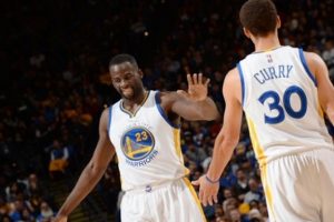 Warriors rekorunu geliştiriyor