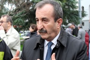 Tahir El&ccedil;i'nin &ouml;ld&uuml;r&uuml;lmesine Bursa'dan tepki