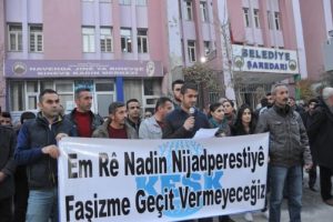Tahir El&ccedil;i'nin &ouml;ld&uuml;r&uuml;lmesi protesto edildi