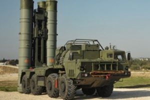Rusya, Suriye'deki S-400 ve kruvaz&ouml;r g&ouml;r&uuml;nt&uuml;s&uuml;n&uuml; yayınladı