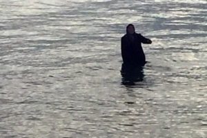 Ordu'da intihar etmek isteyen kadın g&uuml;&ccedil;l&uuml;kle ikna edildi