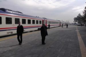 Van G&ouml;l&uuml; Ekspresi 5 ay sonra seferlere başladı