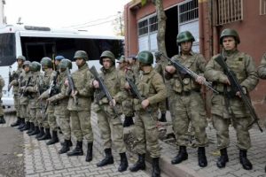 PKK operasyonunda g&ouml;zaltına alınanlar adliyede
