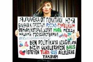 Rus şarkıcıdan T&uuml;rk-Rus ilişkilerine destek &ccedil;ağrısı