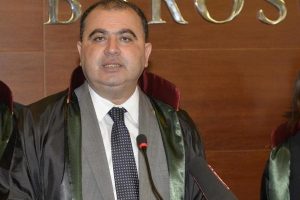 Adana'da avukatlar 2 g&uuml;n duruşmalara girmeyecek