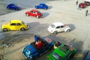 Bursa'da Vosvoslar kadına şiddete dur demek i&ccedil;in yollara d&uuml;şt&uuml;