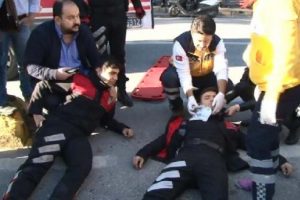 "Yunus" ekibi kaza yaptı: 2 yaralı