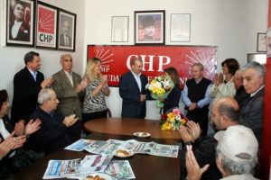 CHP Mudanya teşkilatında devir teslim yapıldı