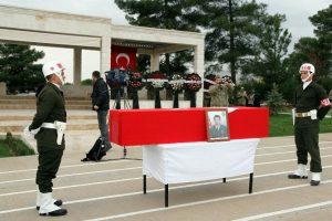 Şehit uzman &ccedil;avuş memleketine uğurlandı