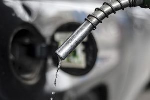 Ham petrol ithalatı y&uuml;zde 33,63 arttı