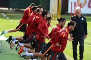 Galatasaray, Bursaspor ma&ccedil;ı hazırlıklarını s&uuml;rd&uuml;r&uuml;yor