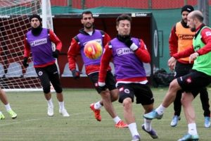 Gen&ccedil;lerbirliği kupa i&ccedil;in bileniyor