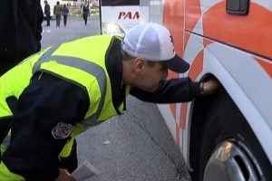 İstanbul Otogarı'nda kış lastiği denetimi